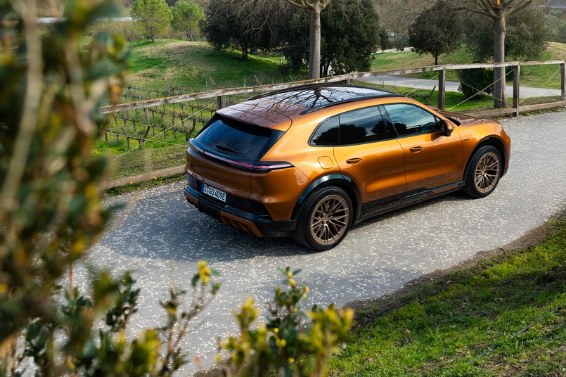 Nowe Porsche Cayenne Electric