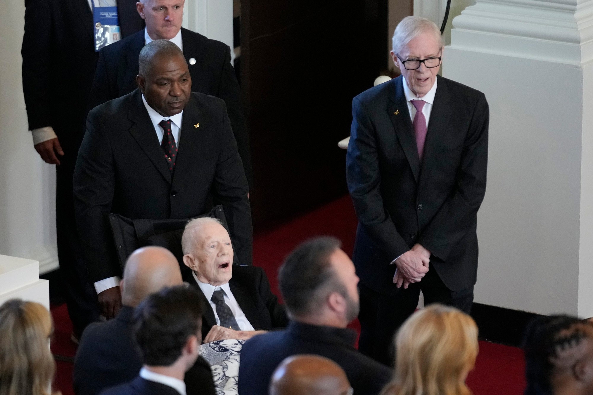 Bývalý prezident Jimmy Carter sa v utorok rozlúčil so zosnulou manželkou Rosalynn.