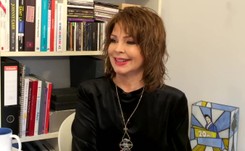 Izabela Trojanowska śpiewa piosenkę o... orgazmie