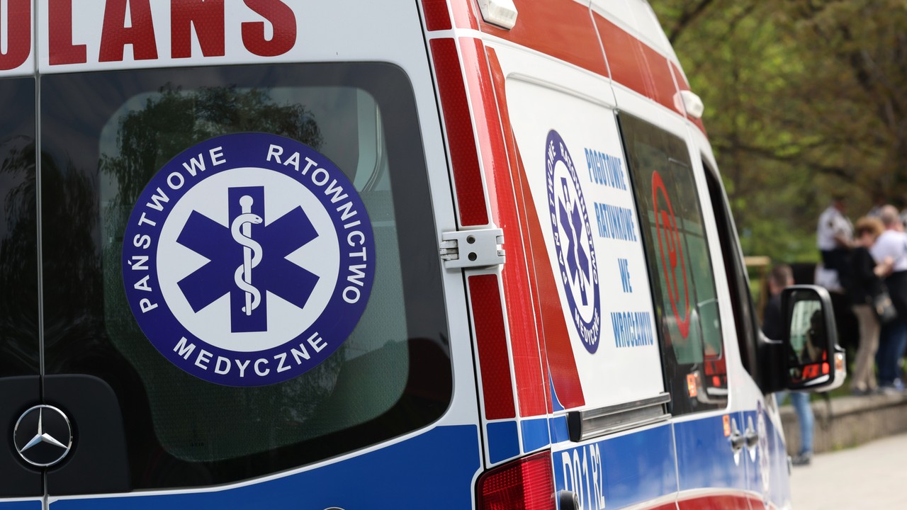 Dramat rodziny, ciało czekało 17 godzin. "Lepiej, żeby zmarł na chodniku"