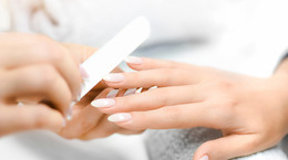 Przedłużanie paznokci - na czym polega i jakie metody wykorzystać?