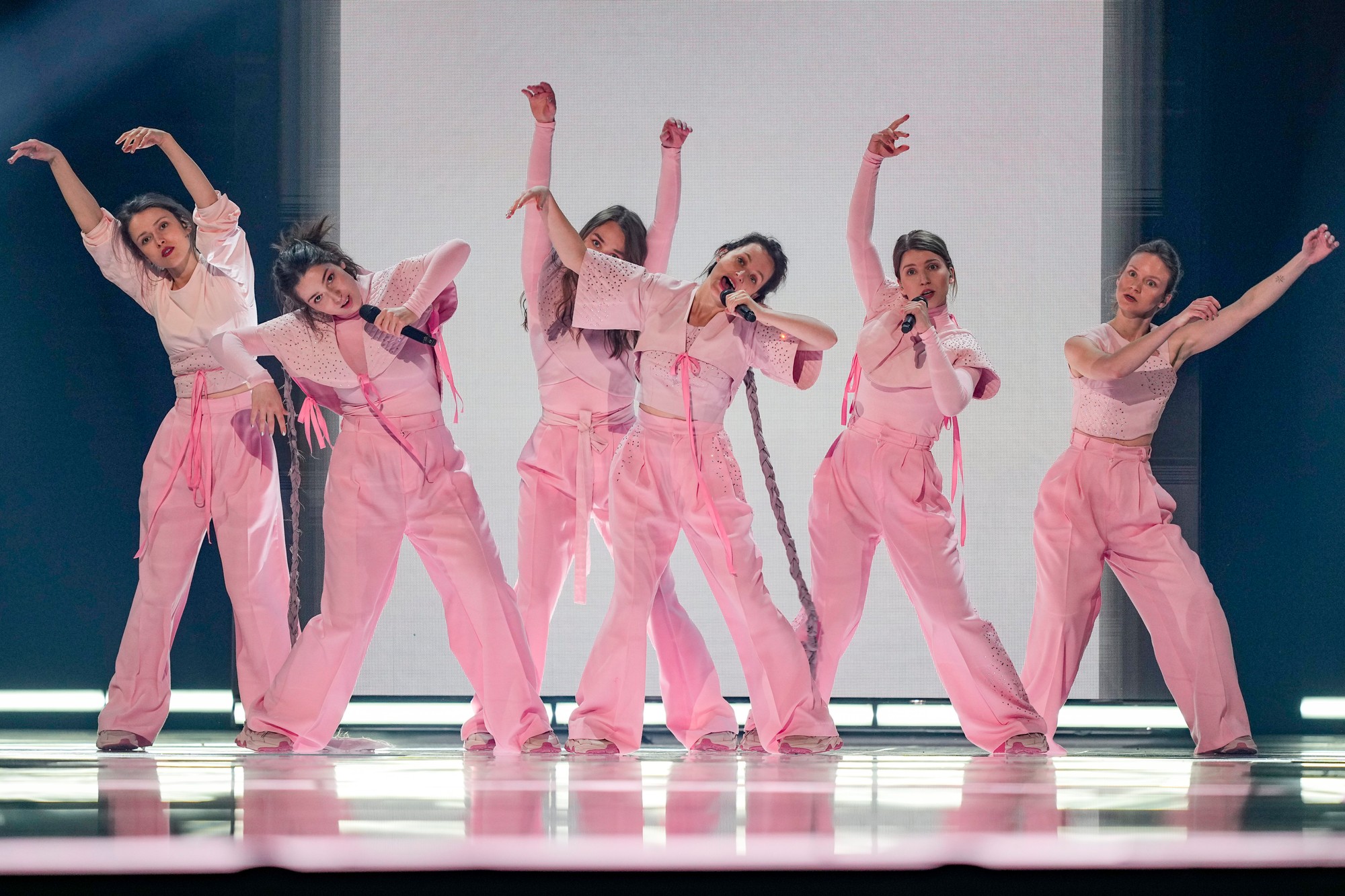 Česko v Eurovízii reprezentuje dievčenská skupina Vesna, v ktorej pôsobí aj Slovenka Tereza.