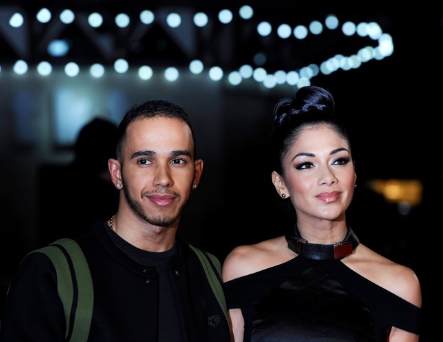 Lewis Hamilton i Nicole Scherzinger na premierze filmu 'Jack Reacher: Jednym strzałem'