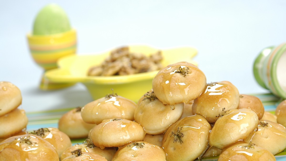 Koja je simbolika mladenčića i zašto se negde mesi 40 kolačića, a negde 41