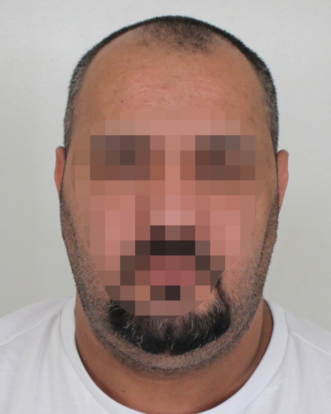 Slovenského občana Štefana F. odsúdili v Británii na päť rokov väzenia za nelegálnu výrobu munície. 