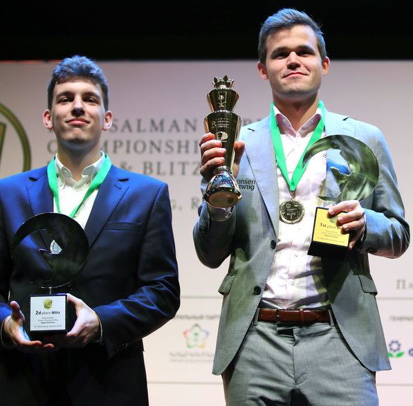 Jan-Krzysztof Duda i Magnus Carlsen (2018 r.)