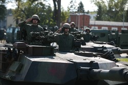 Bruksela dzieli miliardy euro na zbrojenia. Sensacyjny zwrot w sprawie Polski