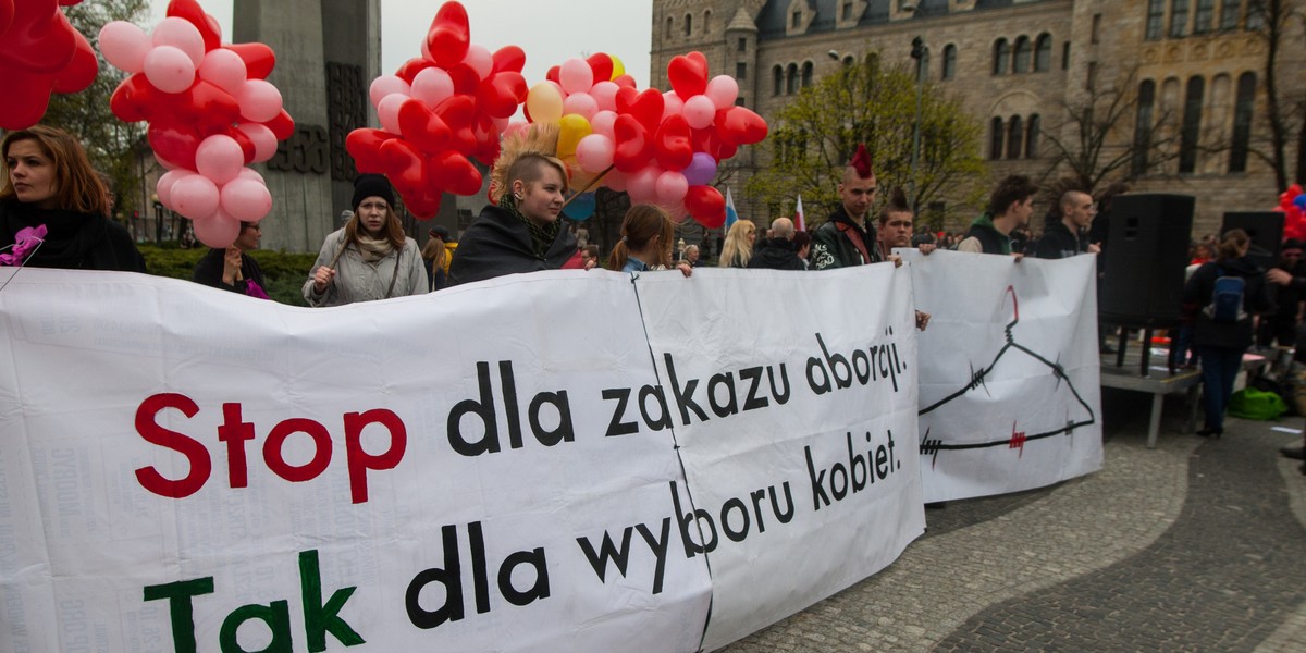 Manifestacja przeciwko zaostrzeniu ustawy antyaborcyjnej