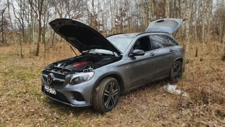 Mercedes GLC skradziony w Niemczech i odnaleziony w Polsce