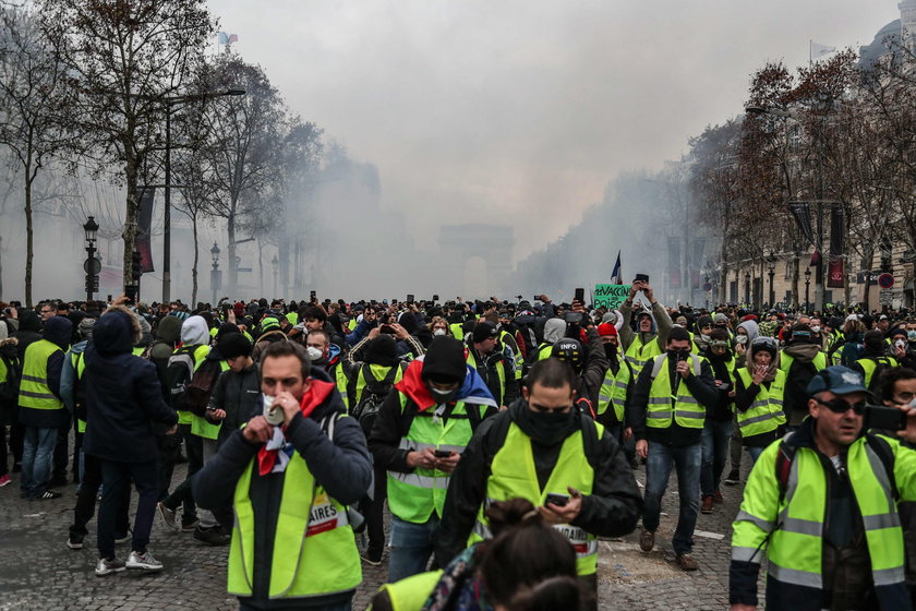 Zamieszki we Francji. Aresztowania na masową skalę!