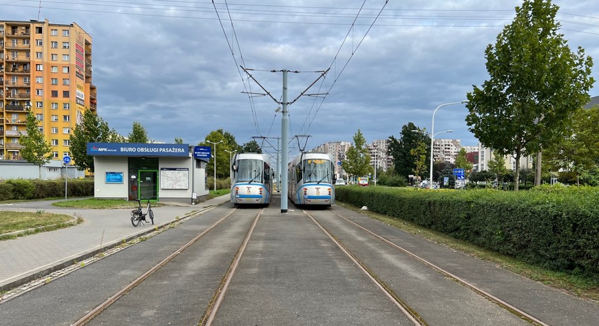 Za kilka lat tramwaje nie będą musiały zatrzymywać się na krańcówce przy ul. Świeradowskiej. Przy ul. Borowskiej będzie normalna pętla