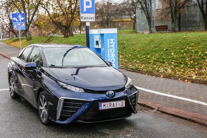 Toyota Mirai w Warszawie