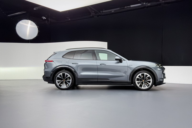 Porsche Cayenne Electric