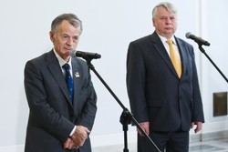 Bogdan Borusewicz rozmawiał z liderem Tatarów krymskich Mustafą Dżemilewem