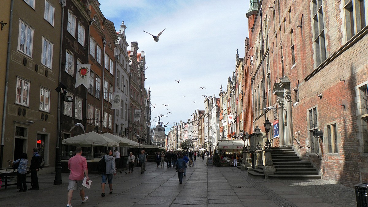 Na gdańskim Dolnym Mieście rozpoczyna się cykl wykładów i spacerów, w ramach którego mieszkańcy będą mogli zdobyć wiedzę niezbędną, by zostać przewodnikami po swojej dzielnicy. To już trzeci obszar Gdańska, w którym realizowany będzie projekt Lokalni Przewodnicy.