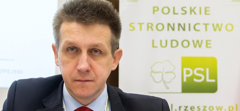 Bury kontra szef CBA. Palikot: Poseł PSL stworzył państwo w państwie