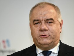 Sasin: Linia do rozlewania szczepionek w Polfie będzie gotowa na jesieni