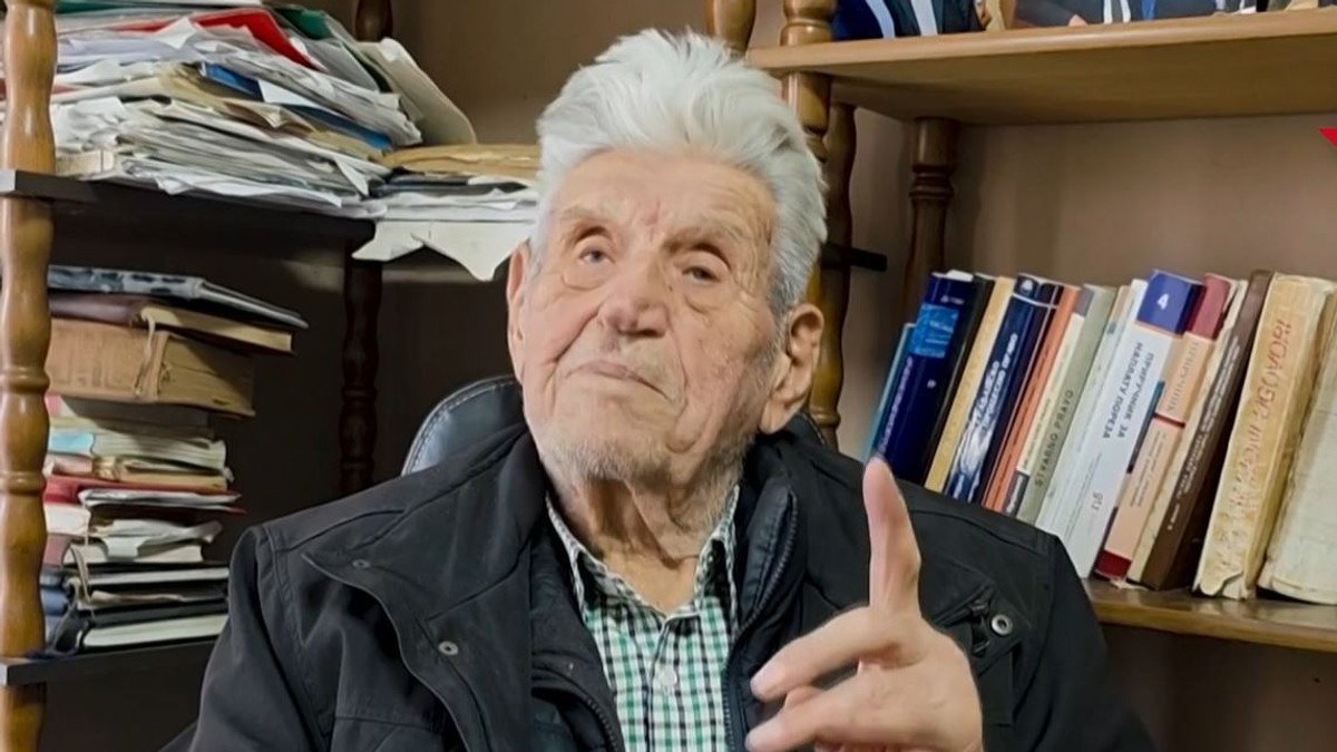 Advokat Miloš Gašić