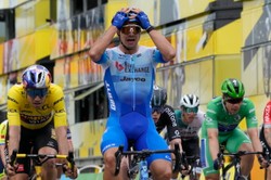 Groenewegen najszybszy na 3. etapie, van Aert nadal liderem Tour de France