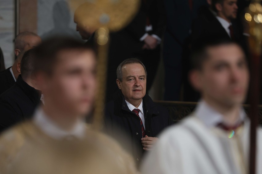 ponoćna liturgija u Hramu