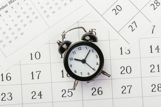 Piętrowe umowy na zastępstwo są zakazane