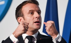 Emmanuel Macron rozpoczyna walkę z dziecięcą pornografią. 'To walka kulturowa'