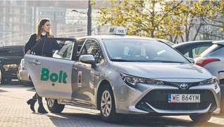 Platformy przewozowe ostrzejsze niż rząd