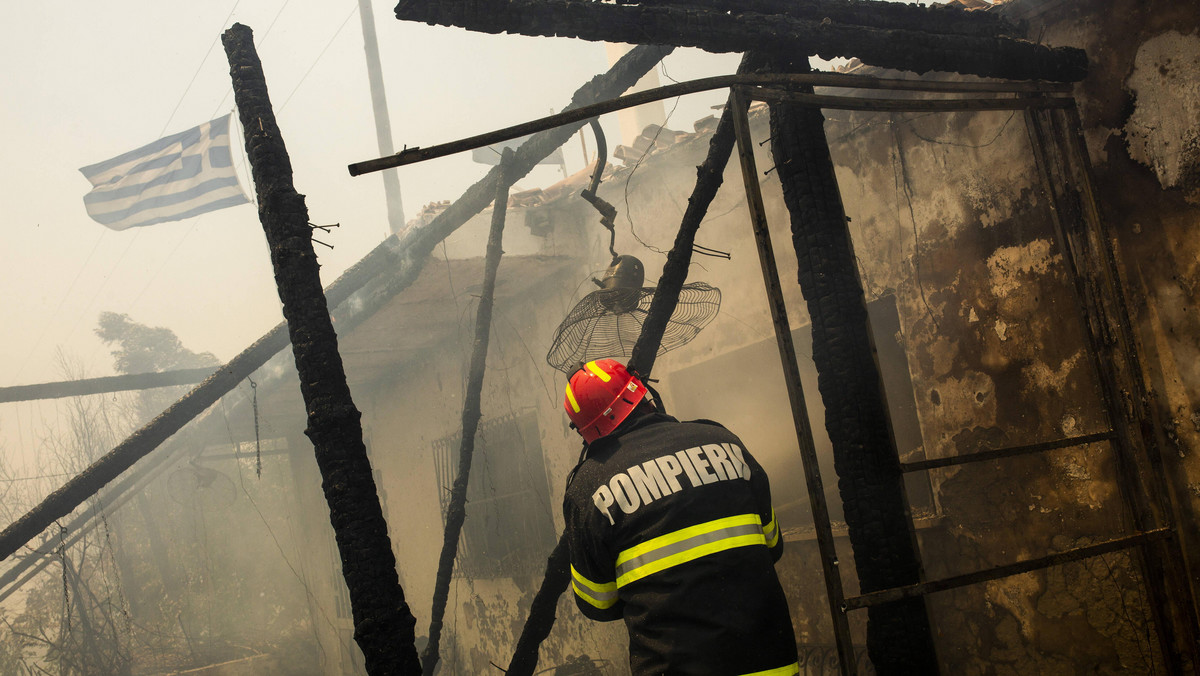 Pożary na Rodos: "Ludzie uciekający w bezpieczne miejsce porzucali swoje walizki"