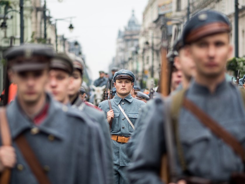 Legiony Piłsudskiego na Piotrkowskiej w Łodzi