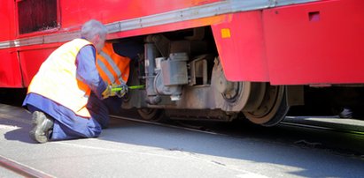 Tramwaje opóźnione po wykolejeniu na Żabieńcu (nowe wiadomości)