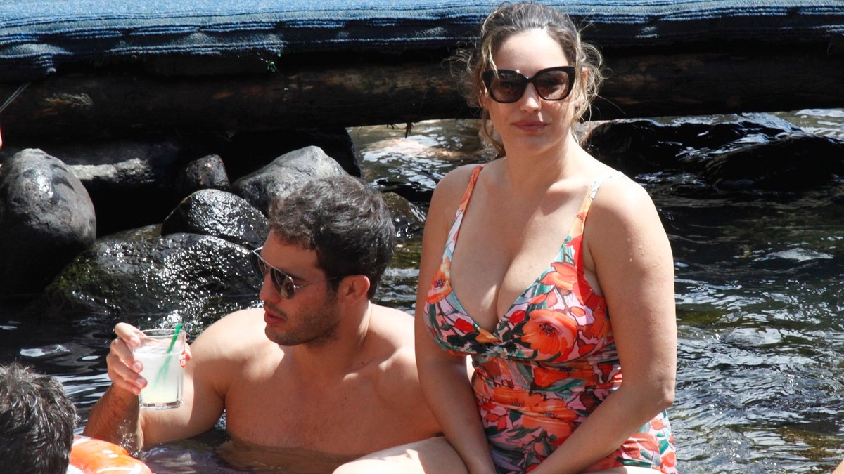 Keli Bruk sa suprugom