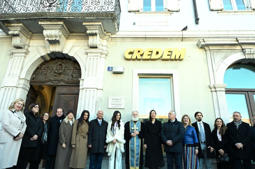 Tamara Vučić je poručila da otkrivanjem ove spomen ploče u Trstu šaljemo poruku da su odnosi Srbije i Italije prijateljski