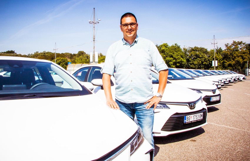 Aleksandar Vučić sa "tojotama"