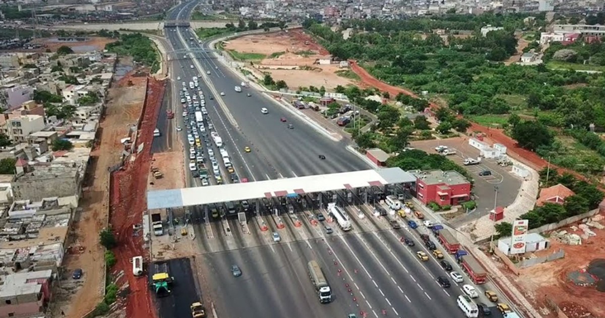 Réseau routier le Sénégal est passé de 32 à 189 km d’autoroute