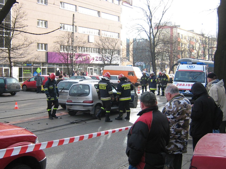 WYPADEK NA ULICY KRÓLEWSKIEJ