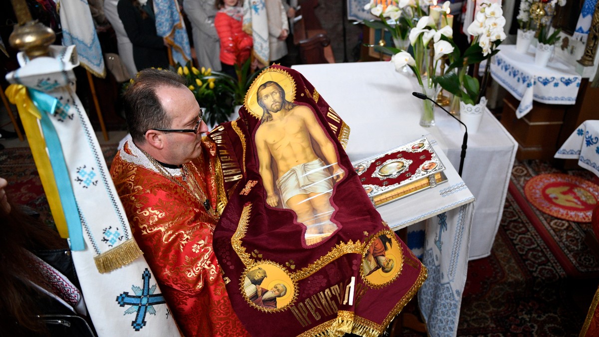 Prawosławni i wierni innych obrządków wschodnich, m.in. grekokatolicy, rozpoczęli w niedzielę obchody Świąt Wielkanocnych, które w tym roku przypadają u nich tydzień później niż u katolików.