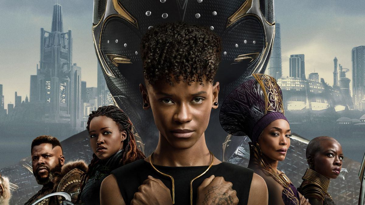 La nouvelle production de Marvel « Black Panther » fait polémique en France.  Critique sévère du ministre de la Défense