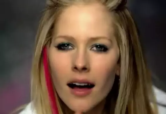 Avril Lavigne nie żyje od 13 lat – twierdzą wielbiciele teorii spiskowych i prezentują dowody