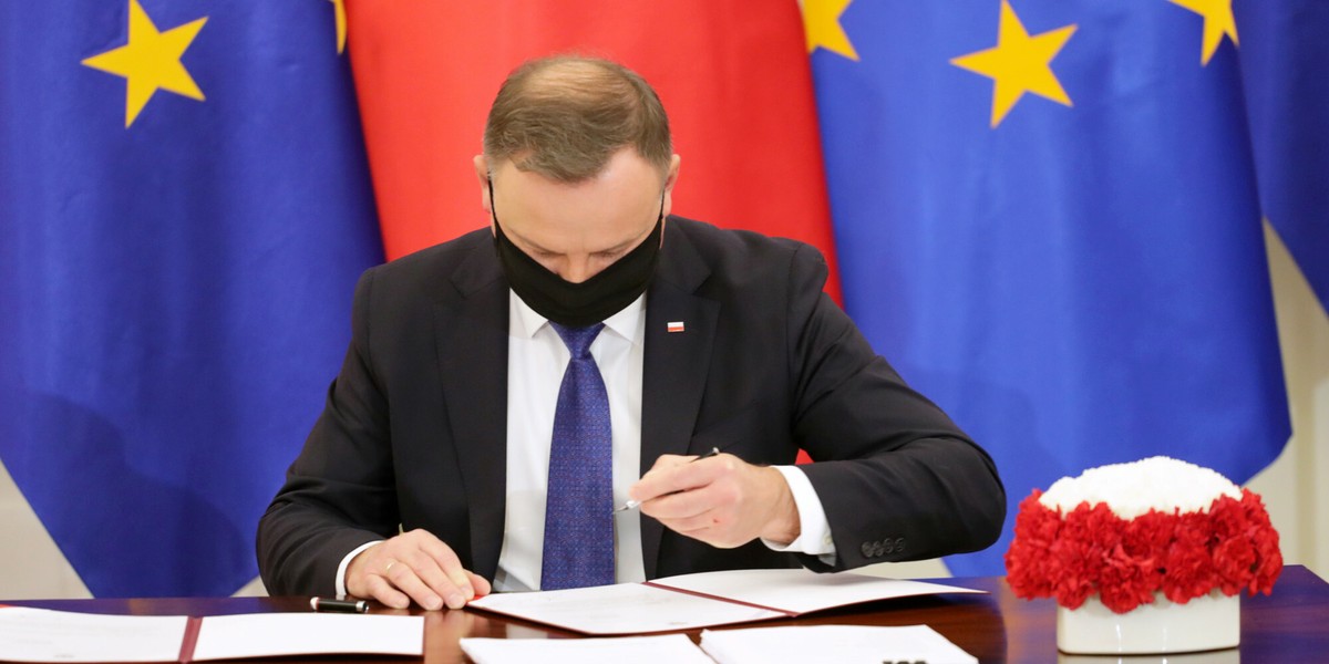 Andrzej Duda zdecydował w sprawie mandatów.