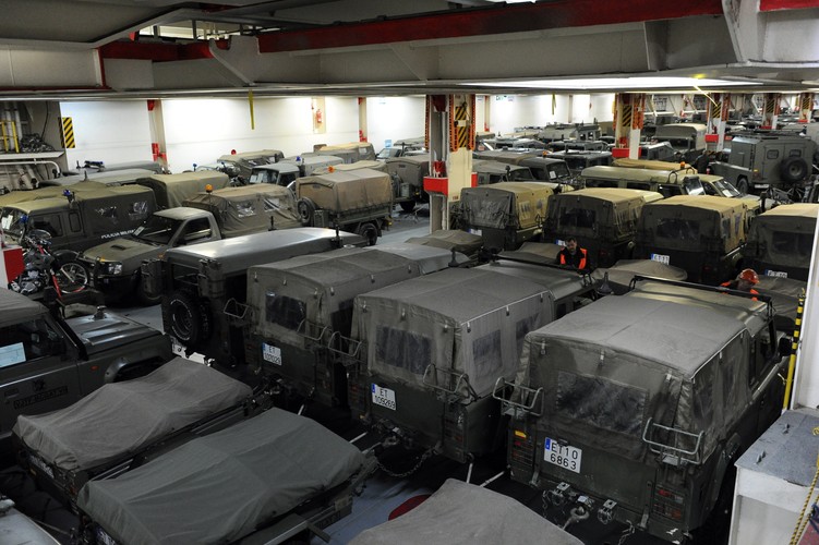 W ćwiczeniu weźmie udział ok. 1000 żołnierzy NATO, m.in. z Hiszpanii, Wielkiej Brytanii i Polski. Podczas 'Brilliant Jump 2016' sojusznicy przećwiczą manewr przerzucenia do Polski i szybkiego przemieszczenia Siły Bardzo Wysokiej Gotowości, nazywanej również 'szpicą'. 
 <br><br> (mb/mr) PAP/Marcin Bielecki