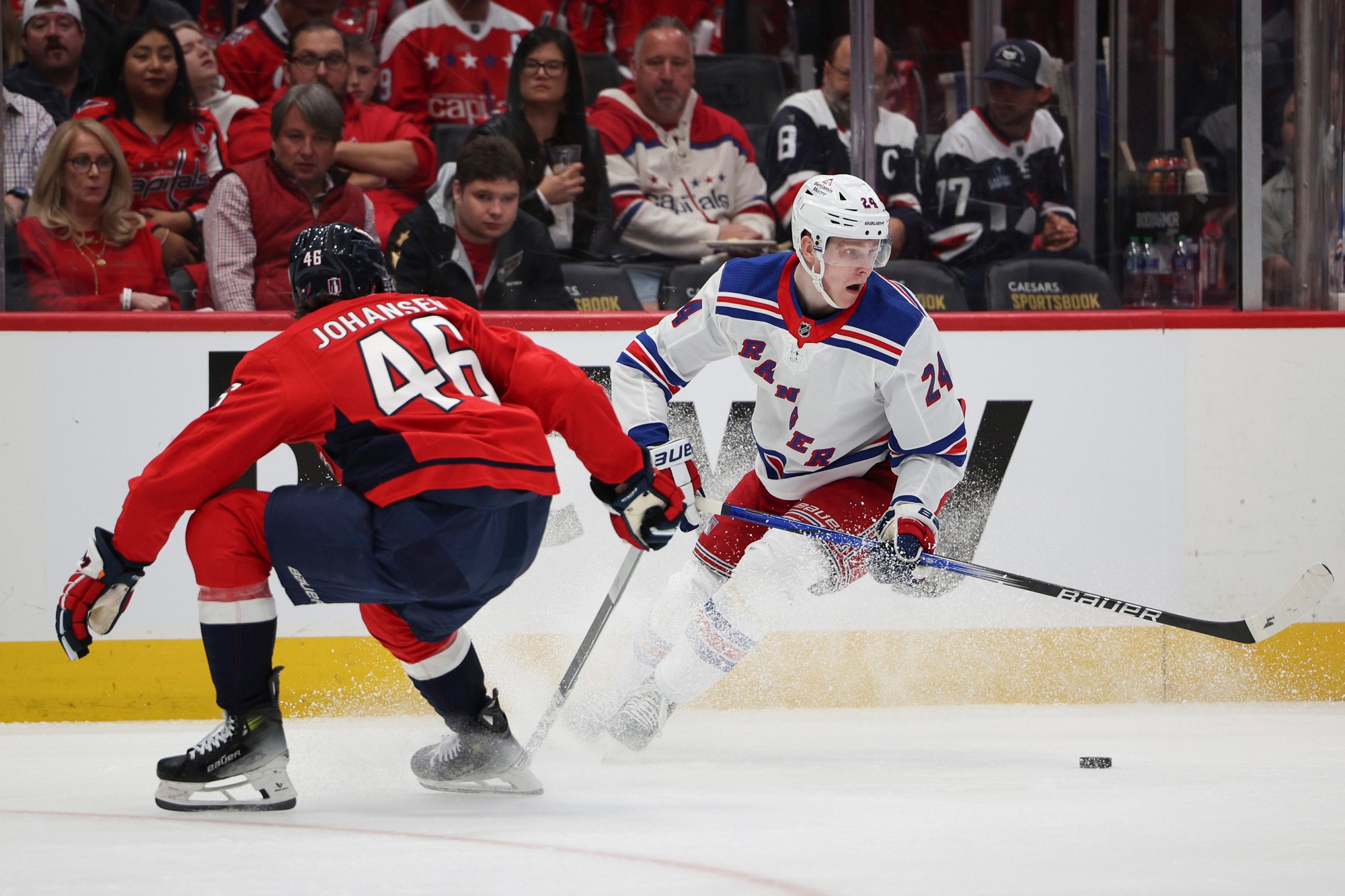 Zápas play-off NHL: Washington Capitals - New York Rangers.