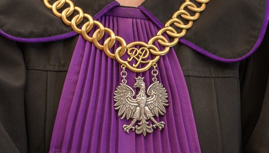 Niekorzystne orzeczenie w innej sprawie ubezpieczeniowej nie uzasadnia wyłączenia sędziego