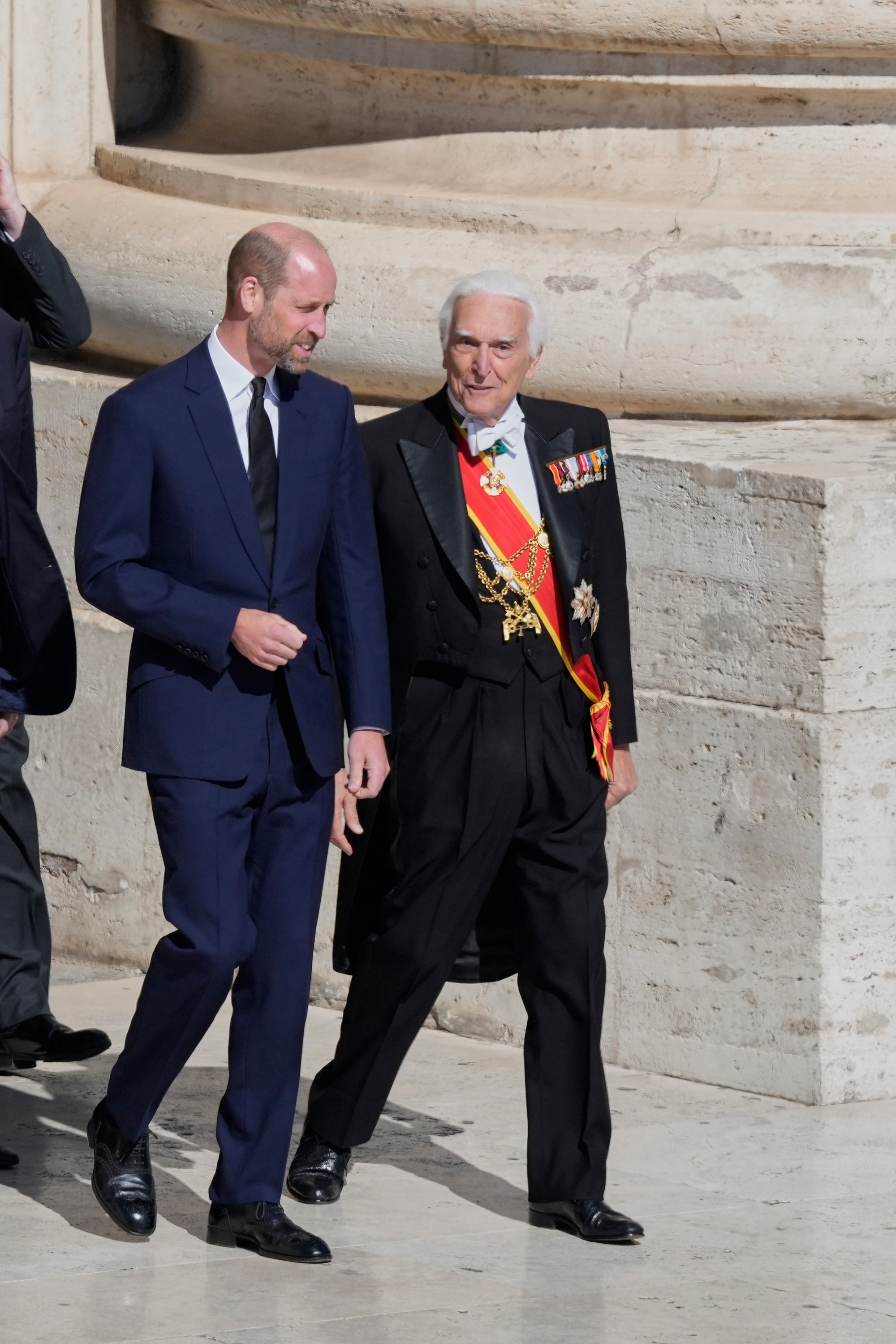 Princ William na pohrebe pápeža Františka.