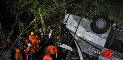 Tragiczny wypadek autobusu z pielgrzymami. Nie żyje 27 osób, wielu rannych