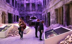 Sellin o MIIWŚ: Są tam pewne błędy, zmiany w wystawie nie naruszą praw autorskich jej twórców