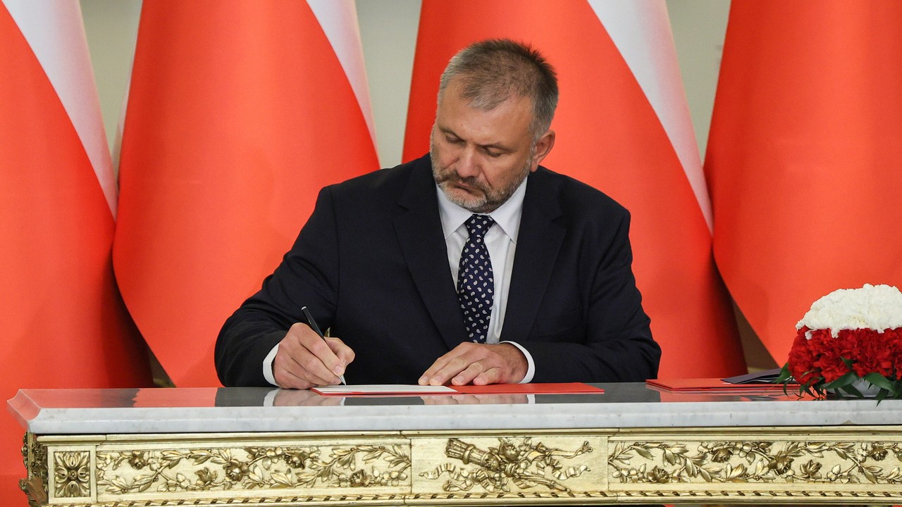 Pierwszy problem nowego ministra sprawiedliwości. Będzie sądzić się sam ze sobą