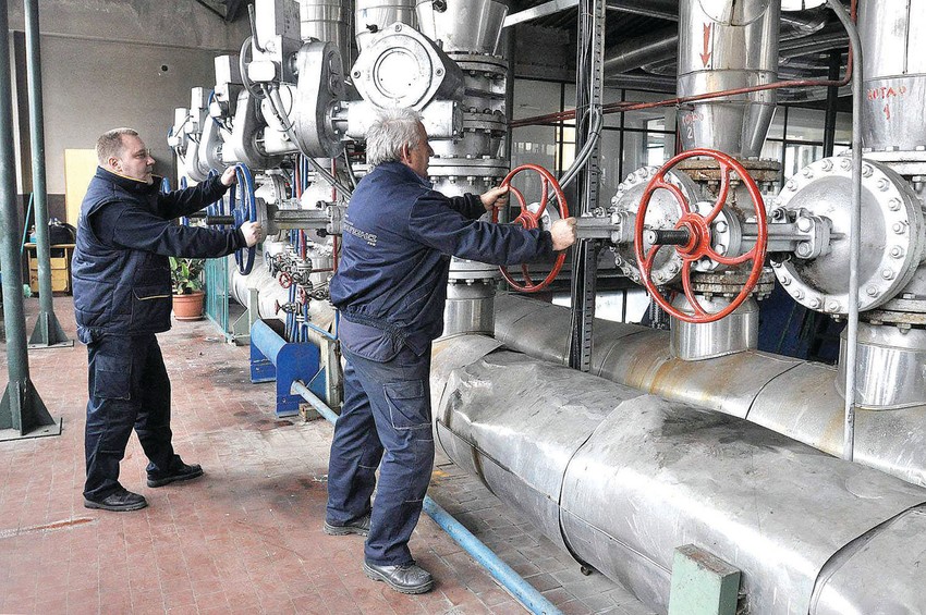 Kotlovi ne smeju da se gase pa građani trpe vrućinu koju dodatno plaćaju