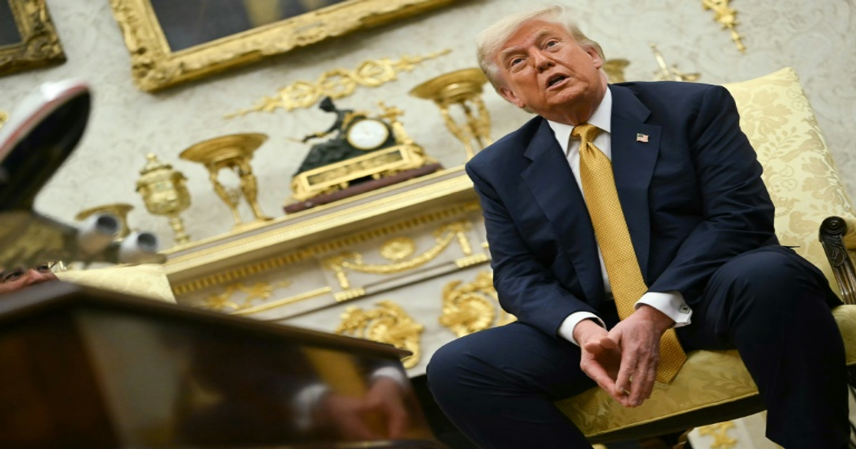 Trump fait volte-face sur le licenciement de Powell à la Fed