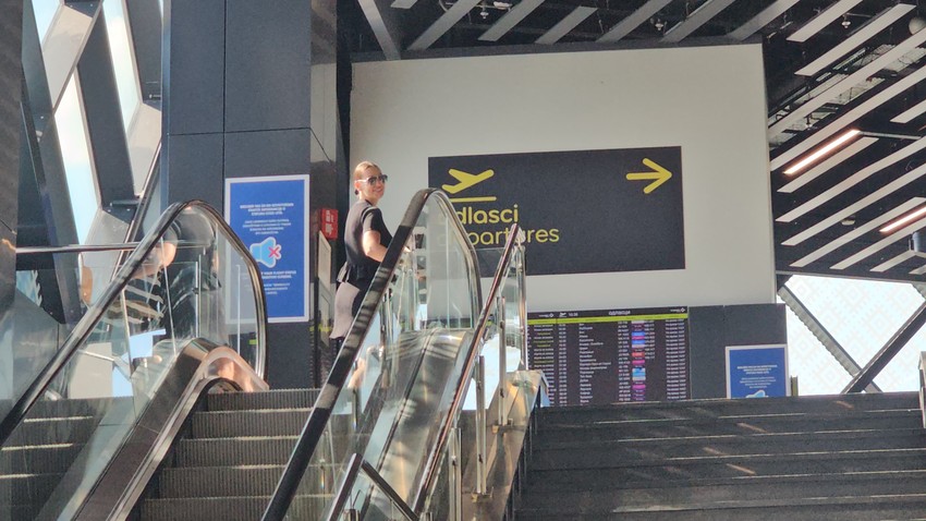 Katarina Grujić na aerodromu