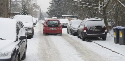 „Szklanka” na jezdni. Uwaga kierowcy!